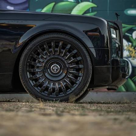 Dub Directional Deep Lip SUV