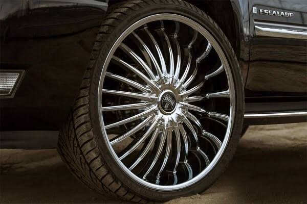 Dub Directional Deep Lip SUV
